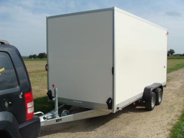 ***NEU + STEMA P-Box STPK 02 35-46-18.2.P20.2 gebremst Kofferanhänger 3500 kg - 4520 x 1870 x 2040 - 13 Zoll Bereifung 2 Flügeltüren abschließbar doppelachser 100 km/h möglich