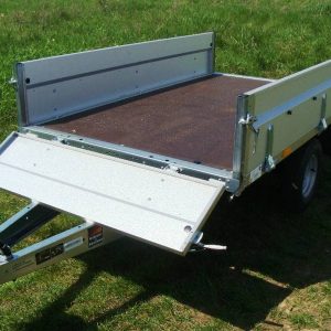 Gebrauchtfahrzeug Hochlader 750 kg gebraucht alle Seiten abklappbar 2510 x 1280 x 350 Führerschein B einachser 10 Zoll ungebremst schmale Ausführung 100 km/h geeignet Tageszulassung